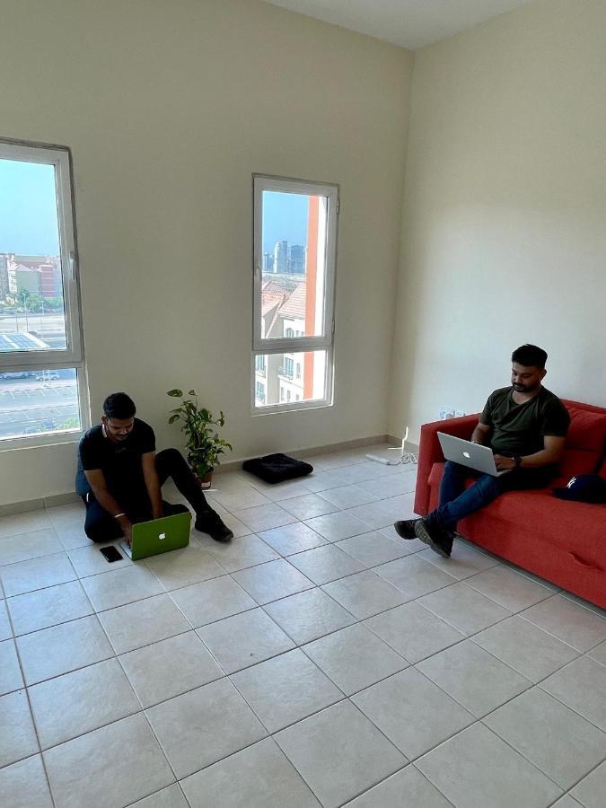 Expo Backpackers Vandrerhjem Dubai Eksteriør bilde